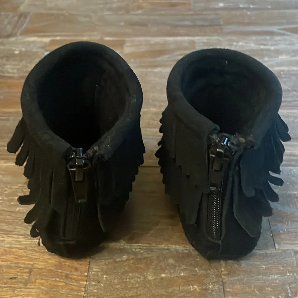 Little Love Bug Black Suede Cozy Boots🖤